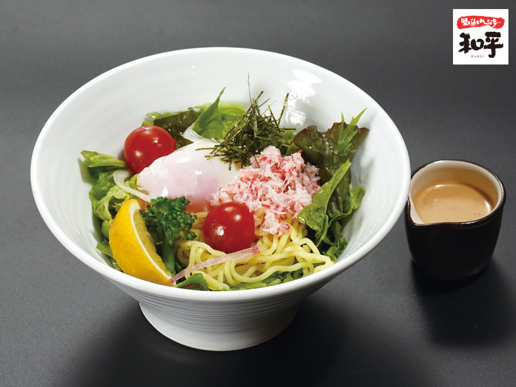 かに身のせラーメンサラダ